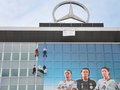 Grossflächenverklebung bei Daimler, Stuttgart